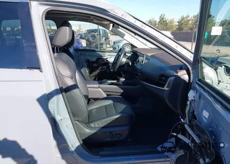 2022 Nissan Rogue Sl из США, поврежденный, VIN 5N1BT3CA2NC690597